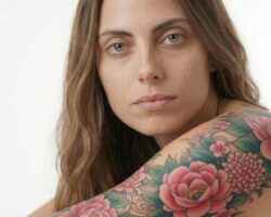 Japon Çiçeği Dövme Modelleri ve İlham Veren Tasarımlar